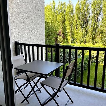 Appartement Le Garden - Studio Refait A Neuf Proche Mer Et Commerces à Cabourg Extérieur photo
